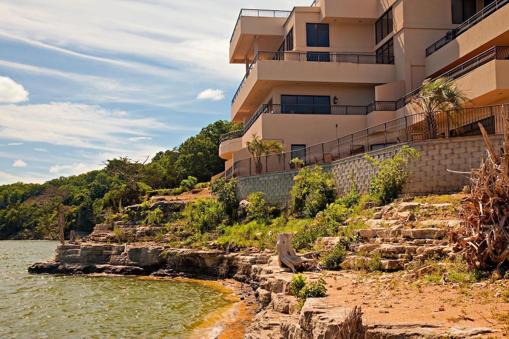D'Monaco Resort Blue Eye Exterior photo